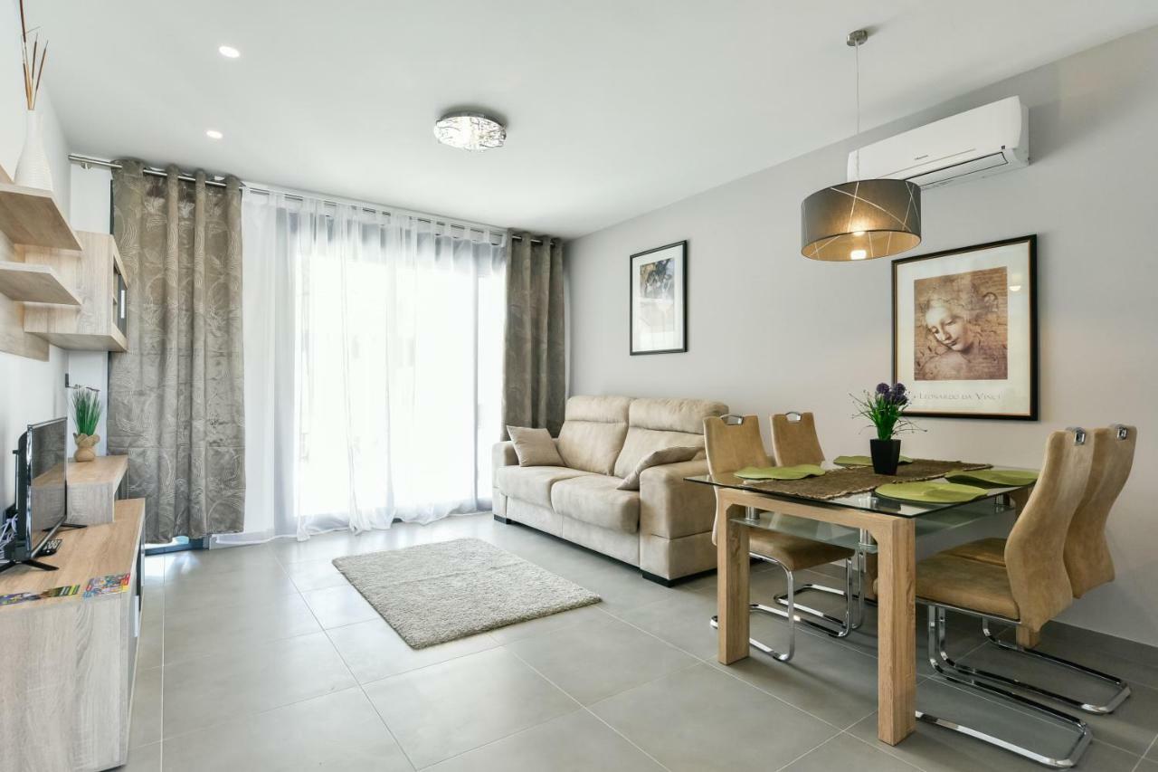Oasis Beach IX Puntaprima Apartment Torrevieja Exterior photo