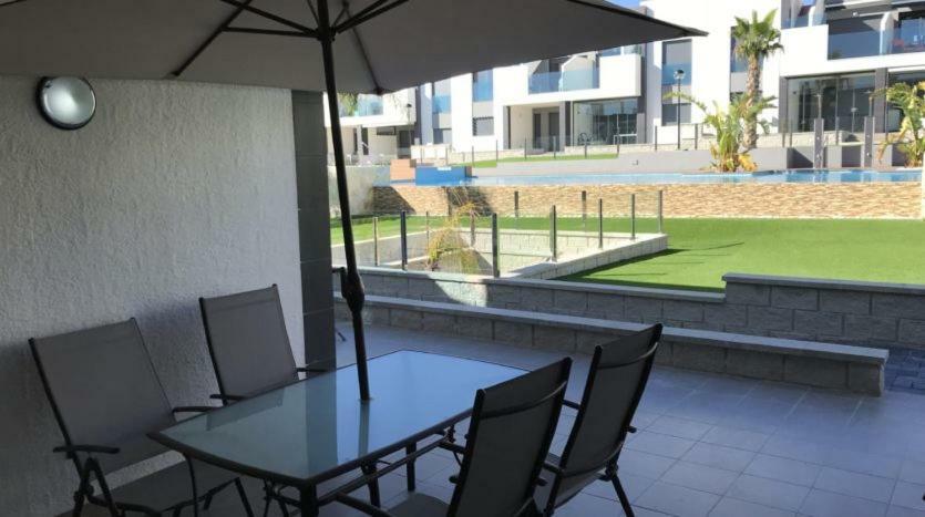 Oasis Beach IX Puntaprima Apartment Torrevieja Exterior photo