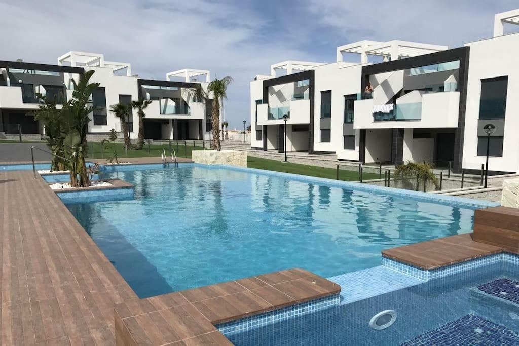 Oasis Beach IX Puntaprima Apartment Torrevieja Exterior photo